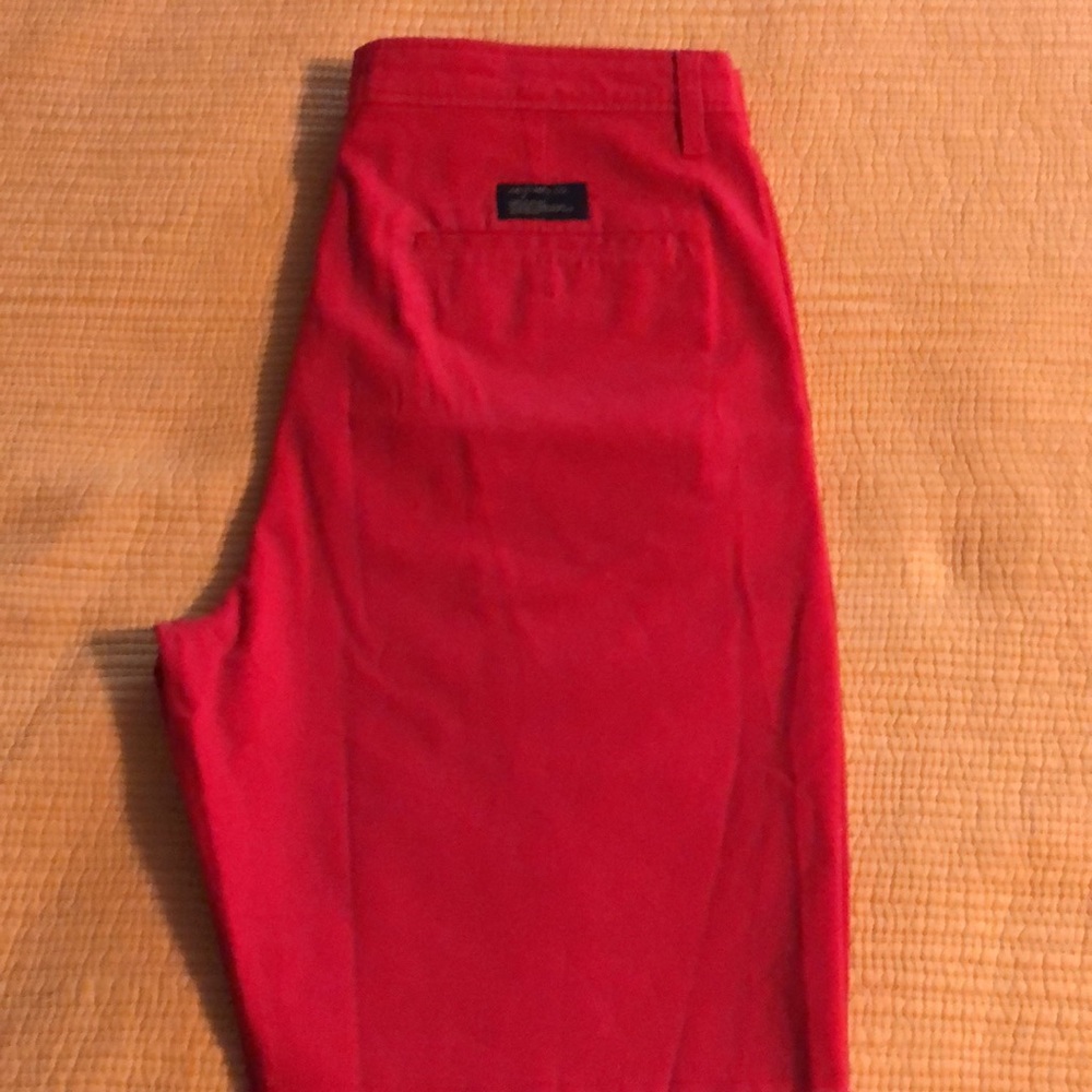 Akoo Shorts - Picture 2 of 3